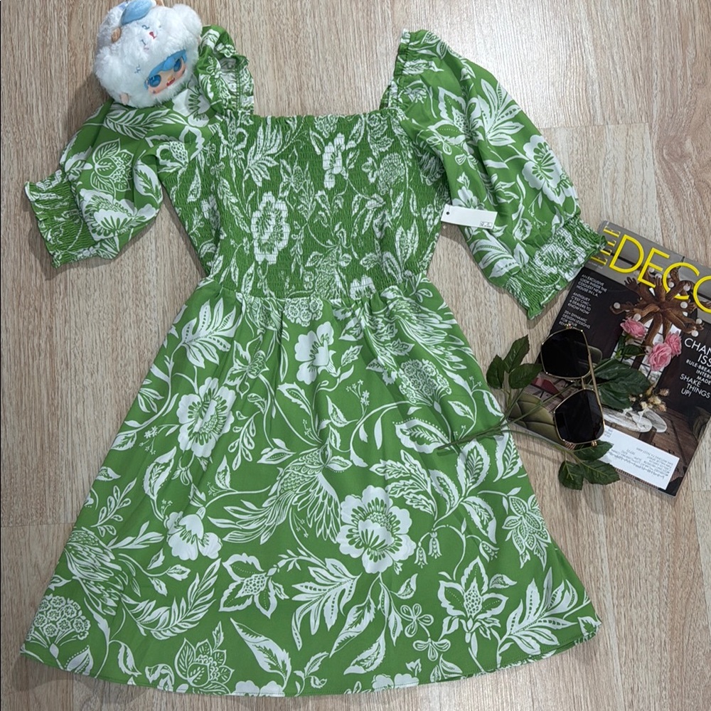 Green Floral Puff Sleeve Dress